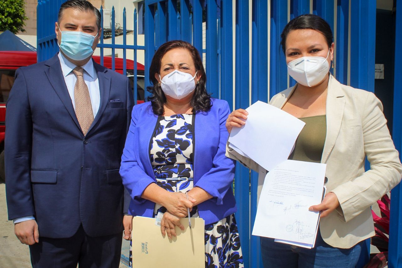 FMLN pide a la FGR que investigue el manejo de fondos en el MAG fmln-pide-a-la-fgr-que-investigue-el-manejo-de-fondos-en-el-mag